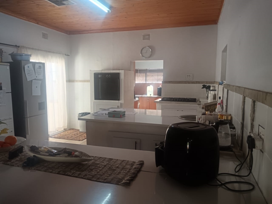 4 Bedroom Property for Sale in Hadison Park Northern Cape